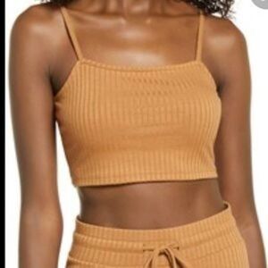 NWT Vero Moda Lucy Ribbed Crop Tank brown